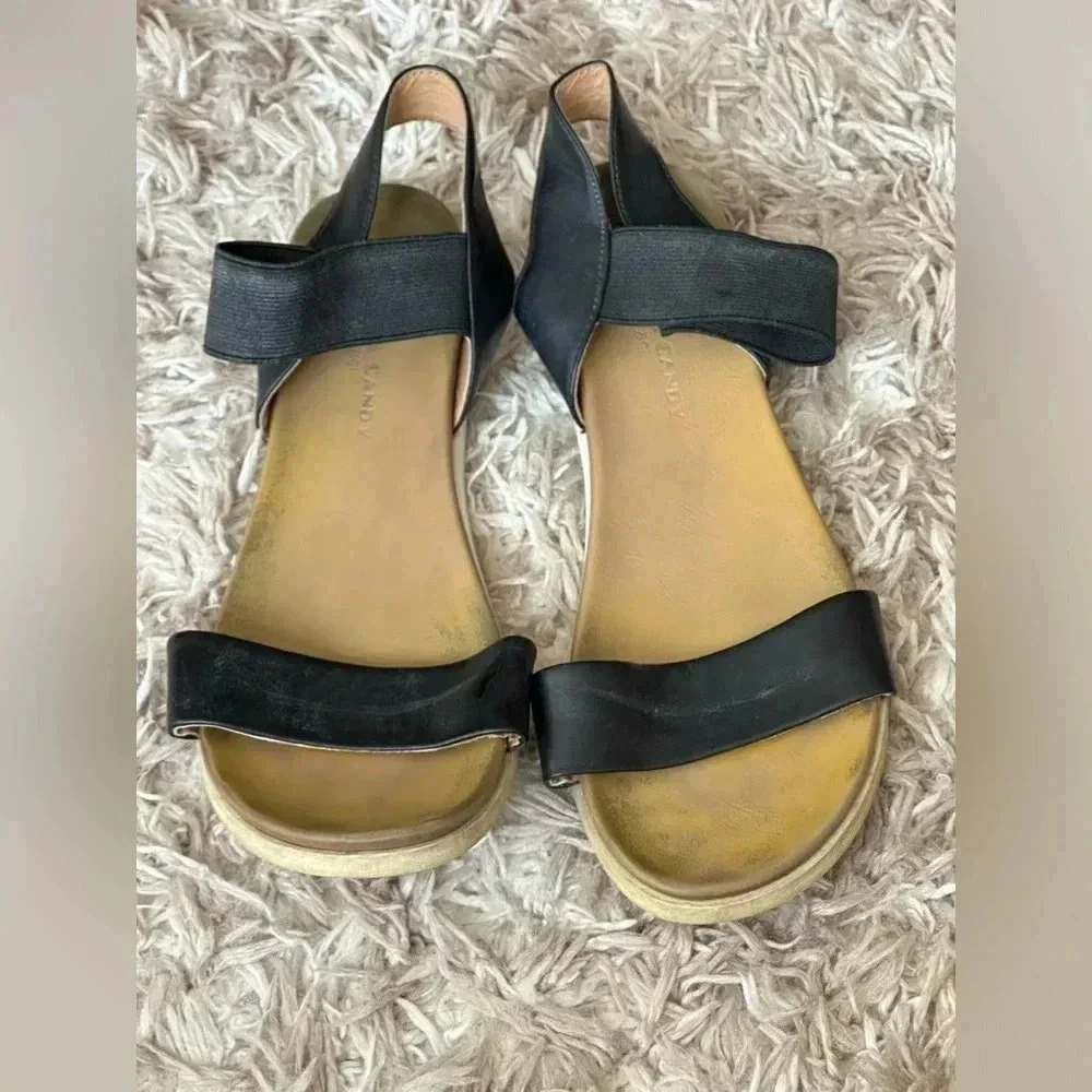 Rock and candy sandals 7.5